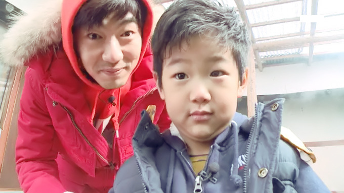 [아빠어디가] 준수 얼굴에 못생김이 묻었던 순간들ㅋㅋ.jpg | 인스티즈