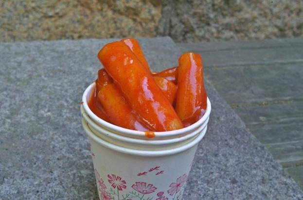 [떡볶이] 하교길에 먹어야 제맛인 500원짜리 컵떡볶이!!ㅠㅠㅠㅠㅠㅠㅠㅠ | 인스티즈