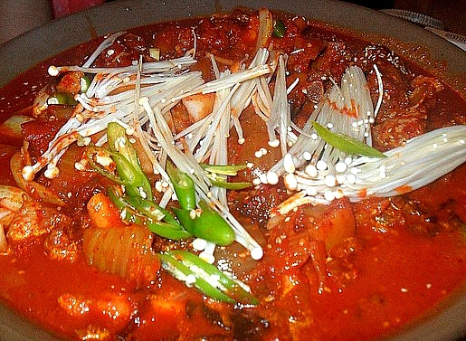 양철통 이미지