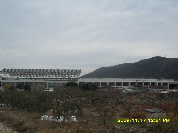 경부고속철도 신경주역사 이미지