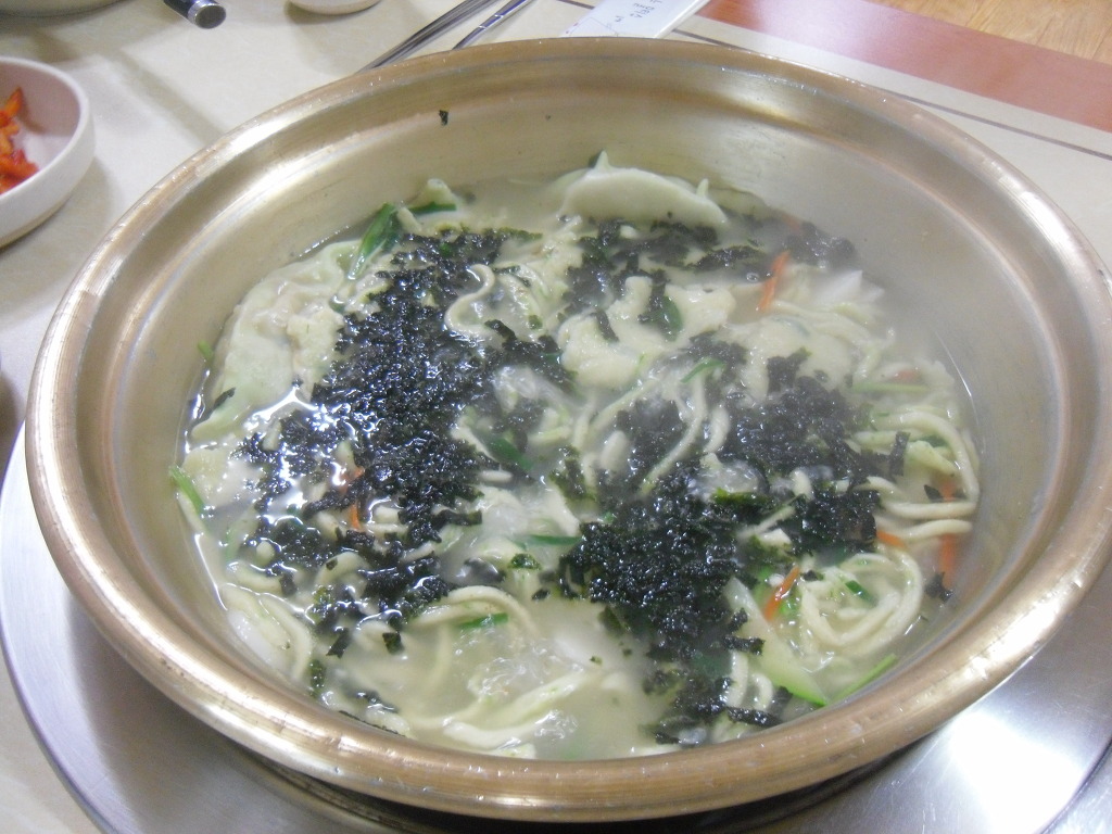 함지박손칼국수 이미지