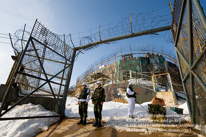DMZ 그리고 대한민국을 지키는 GP 부대원 | 인스티즈