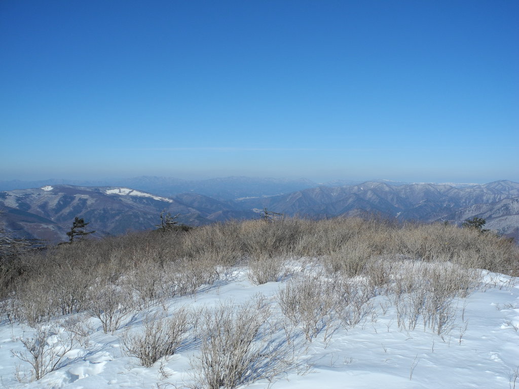정상에서 바라본 오대산 방향 이미지