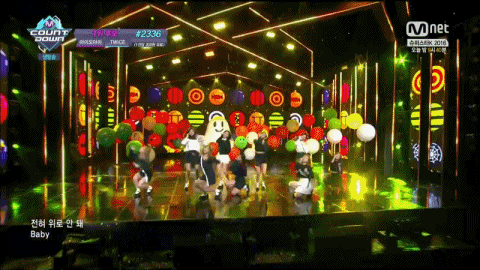 [twice] 오늘자 트와이스 리더 갓지효 움짤.gif | 인스티즈