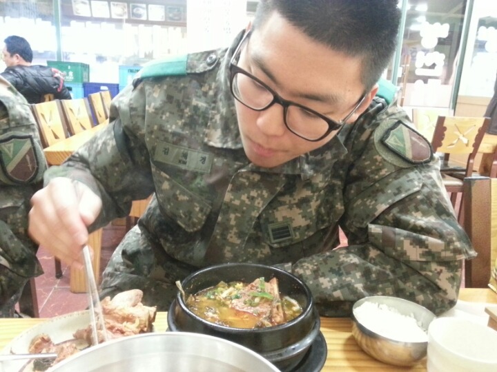 윤조뷔페 이미지