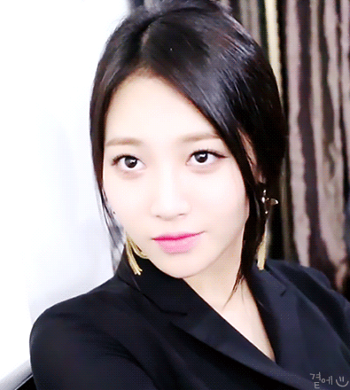 유라 보고싶어 시절.gif | 인스티즈