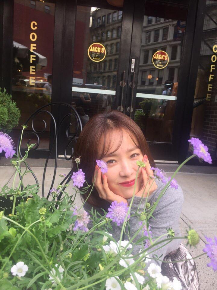 한지민 최근 사진.jpg | 인스티즈