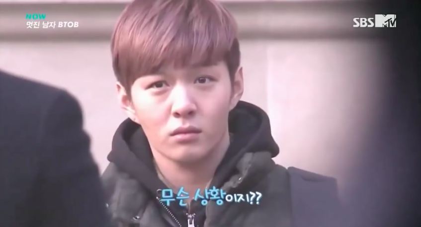 데이트 폭력 상황에 대처하는 남자 아이돌 | 인스티즈