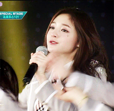 [프로듀스101] 베스트 일레븐이 유력한 유일 외국 용병.gif | 인스티즈