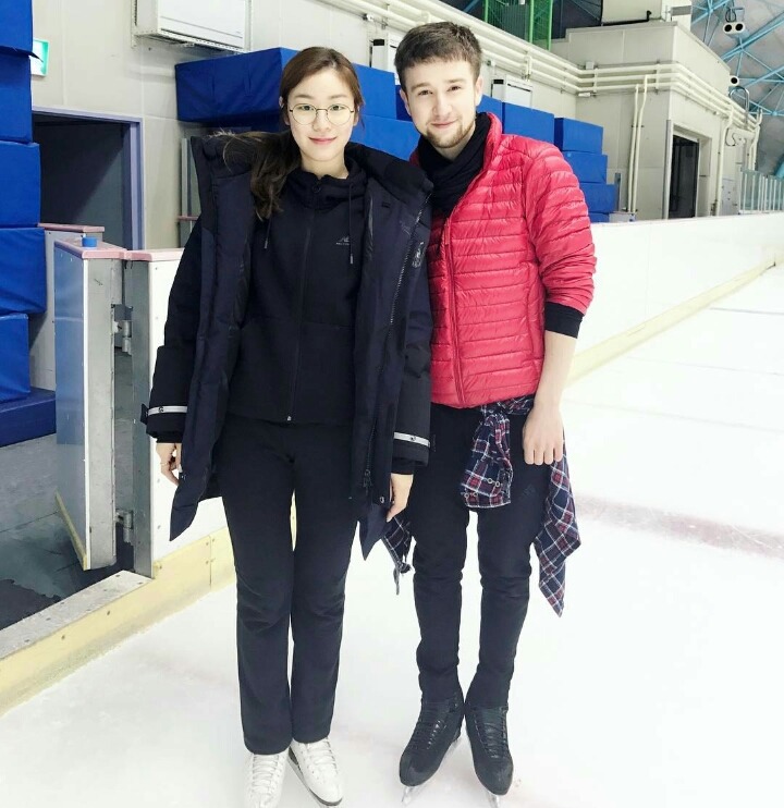 오늘자 안경쓴 김연아.jpg | 인스티즈