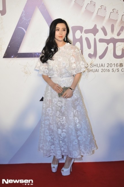 판빙빙 리빙빙 안젤라베이비 같은날 같은장소에서 | 인스티즈
