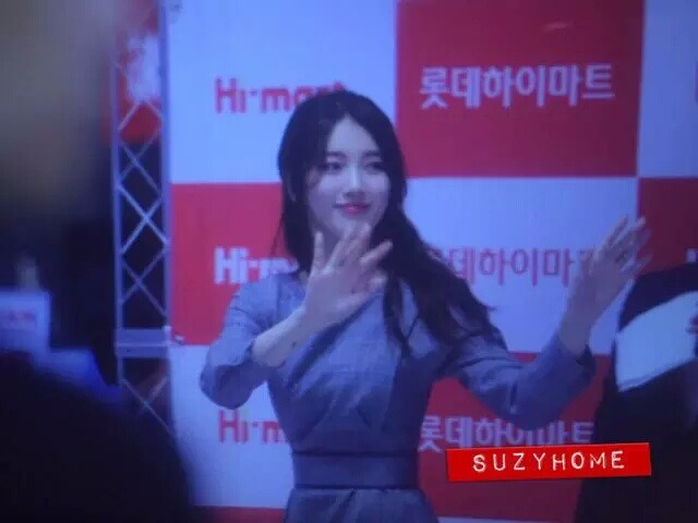 오늘자 반묶음 수지.jpgif | 인스티즈
