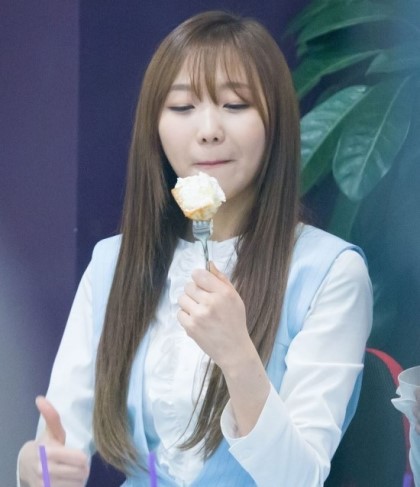 [러블리즈] 빵이랑 떡을 먹다보니 생각나서 수정이 | 인스티즈