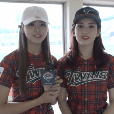 전소미 반응속도에 놀란 임나영 | 인스티즈