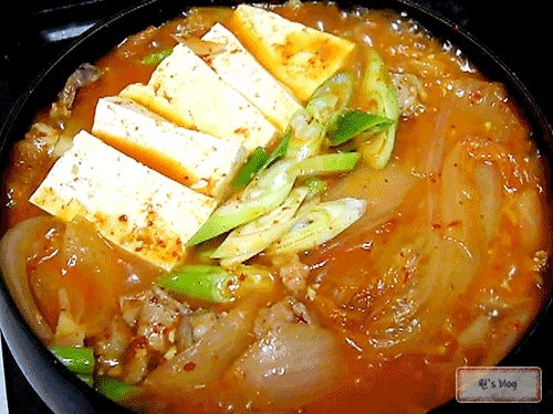 아침점심저녁야식 돼지고기 김치찌개 움짤 gif | 인스티즈