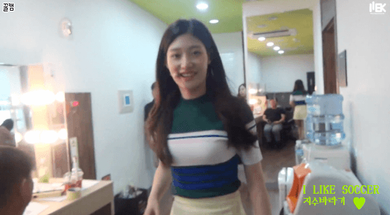 [다이아] 해피엔딩 쇼캐 비하인드 gif | 인스티즈
