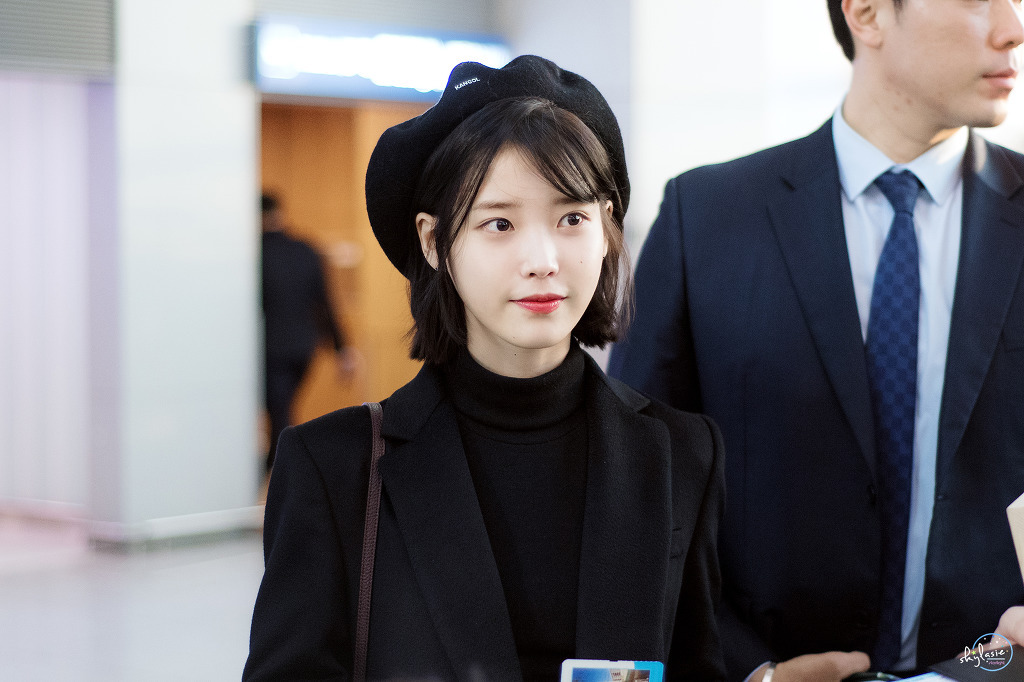 [17.01.06] 대만 출국 아이유.jpg | 인스티즈