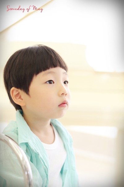 오월의선택 이미지