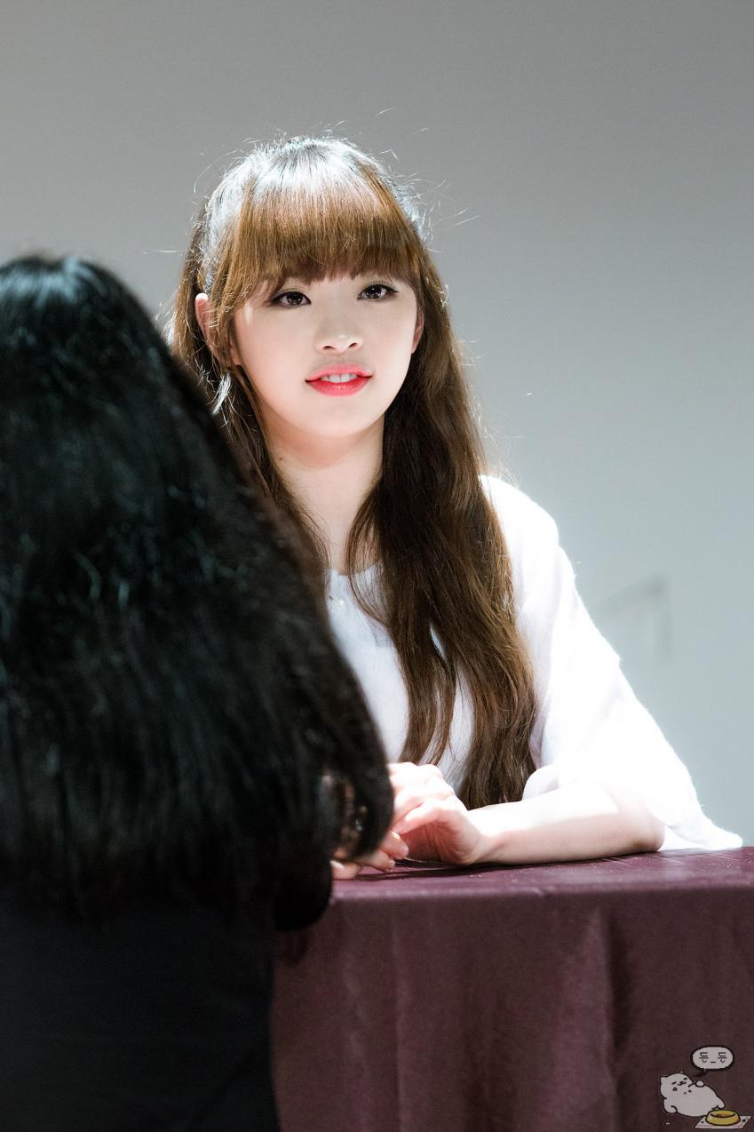 오늘 생일을 맞이한 걸그룹 오마이걸 신혜진.JPG | 인스티즈