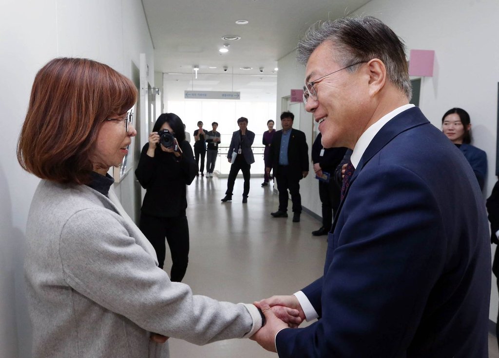 오늘도 열일한 문재인 | 인스티즈
