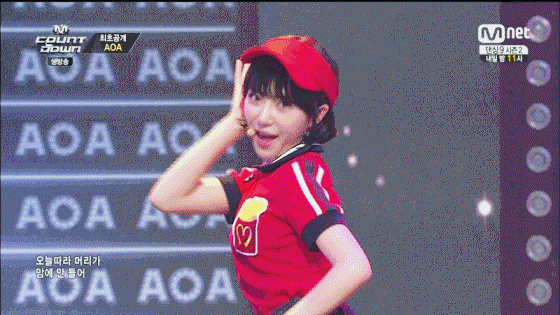 [AOA] 윙크를 못하는 민아.gif | 인스티즈