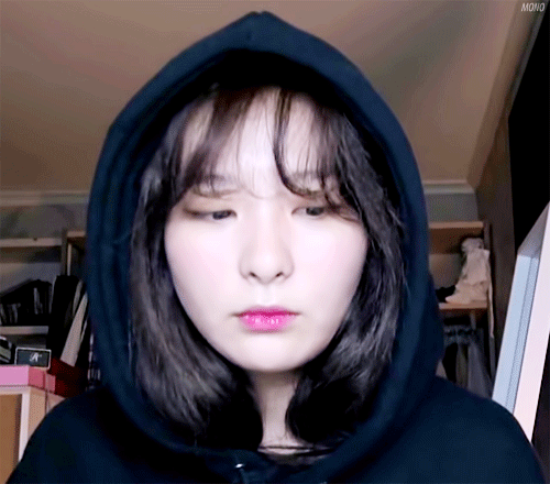 후드가 잘 어울리는 슬기.gif | 인스티즈