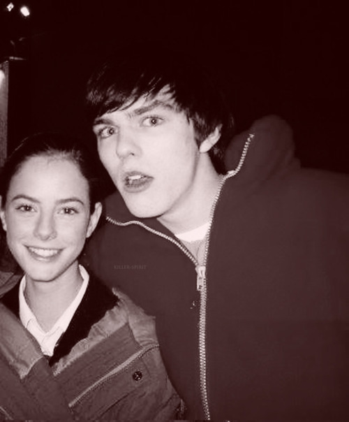 [스킨스] 웬만한 커플 만큼 케미가 좋았던 스토넘 남매 | 인스티즈