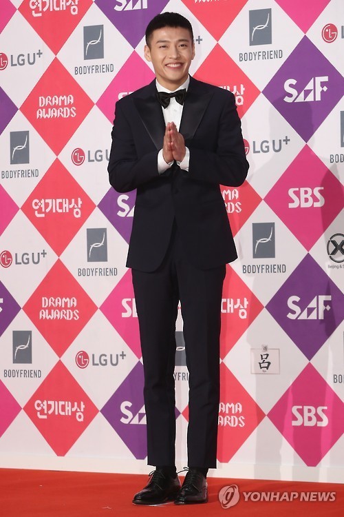 오늘자 강하늘 | 인스티즈