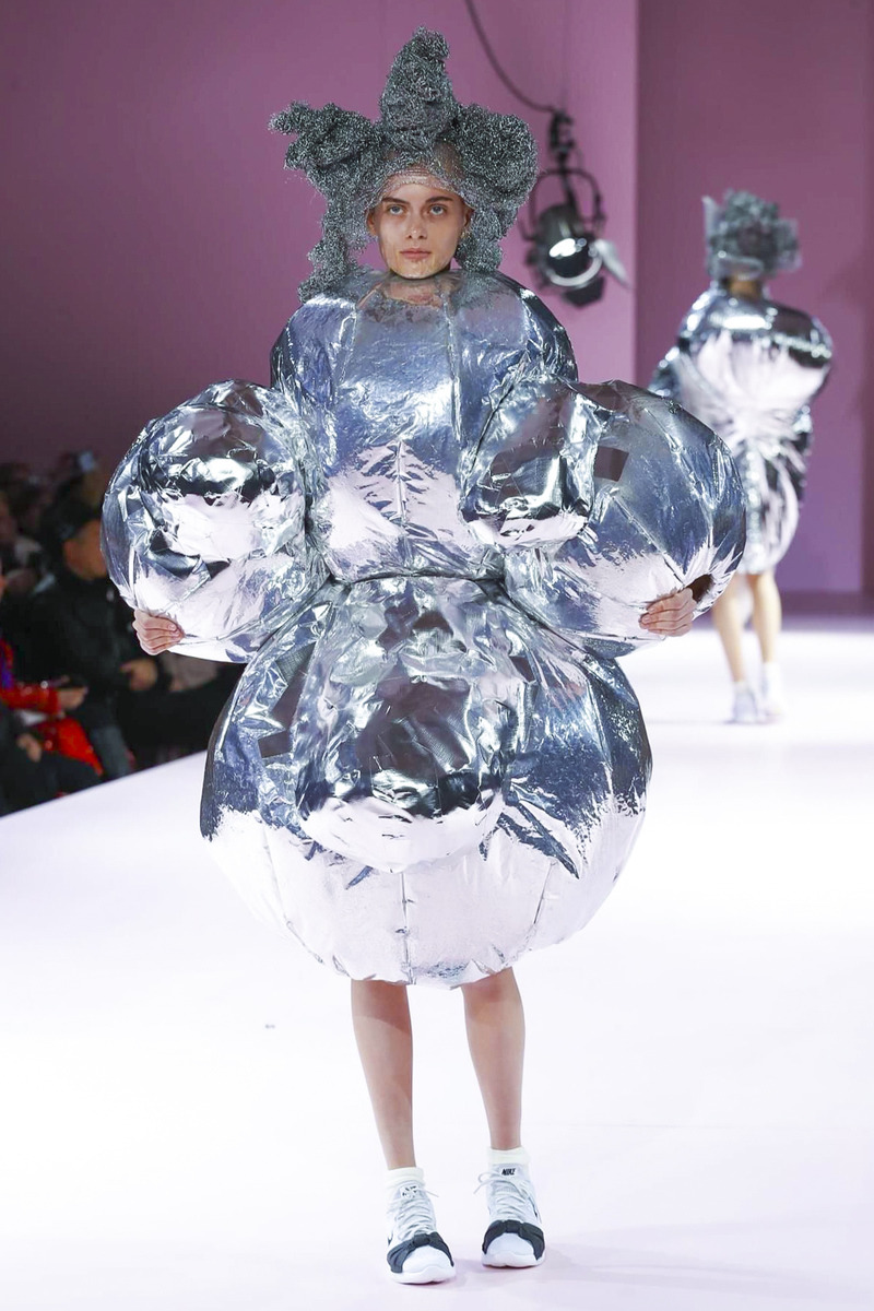 꼼 데 가르송 2017 F/W 컬렉션 | 인스티즈