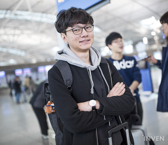 [LOL소식] 스페인 바르셀로나 올스타전 출전(출국)을 위해 공항에 모인 LCK 대표선수들 | 인스티즈
