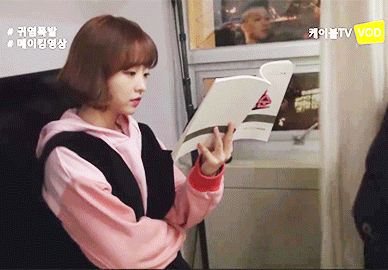 딴짓하다 들킨 박보영 | 인스티즈