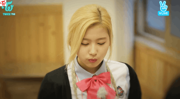 잘먹는 사나.gif | 인스티즈