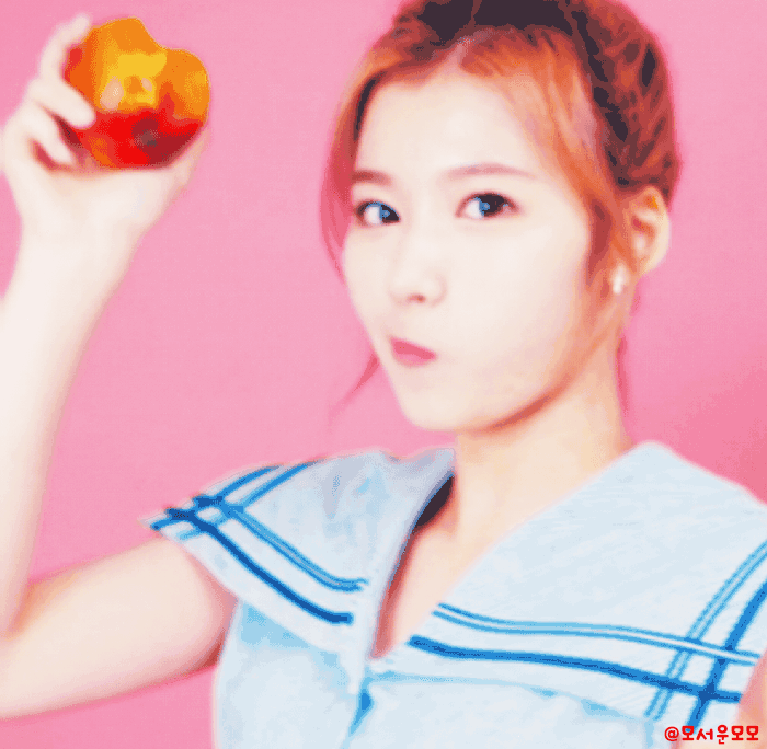 96년생 강아지상 여자아이돌 .gif | 인스티즈