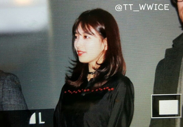 오늘자 올블랙에 레드립 수지 기사사진 프리뷰 모음 | 인스티즈