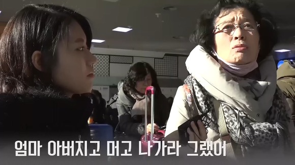 서울역에서 사람들에게 대선에서 누구를 뽑을 거냐고 물어보았다.jpg | 인스티즈