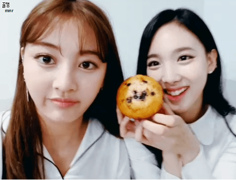 [트와이스] V앱 나연. 샤샤샤 | 인스티즈