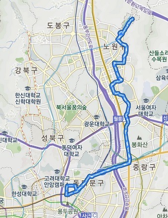 수많은 학교를 경유하는 시내버스들.JPG | 인스티즈