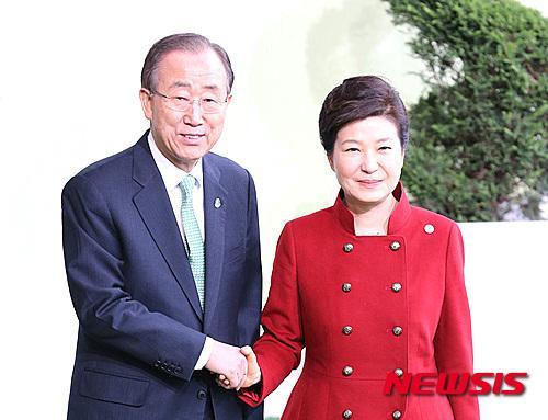 지지율이 왜 높은지 이해가 안가는 사람... | 인스티즈