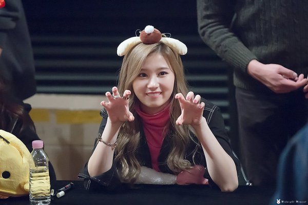 트와이스 사나 이상형적인 비주얼.gif | 인스티즈