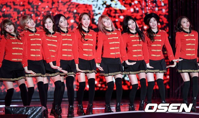 오늘자 트와이스 무대의상 짱예ㄷㄷㄷ | 인스티즈