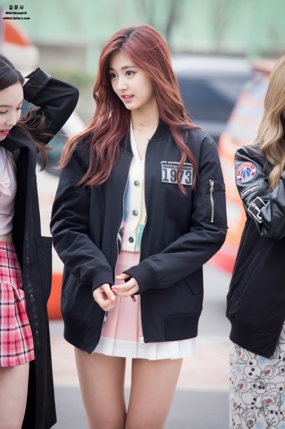 [트와이스] 쯔위 실물느낌 움잘 | 인스티즈