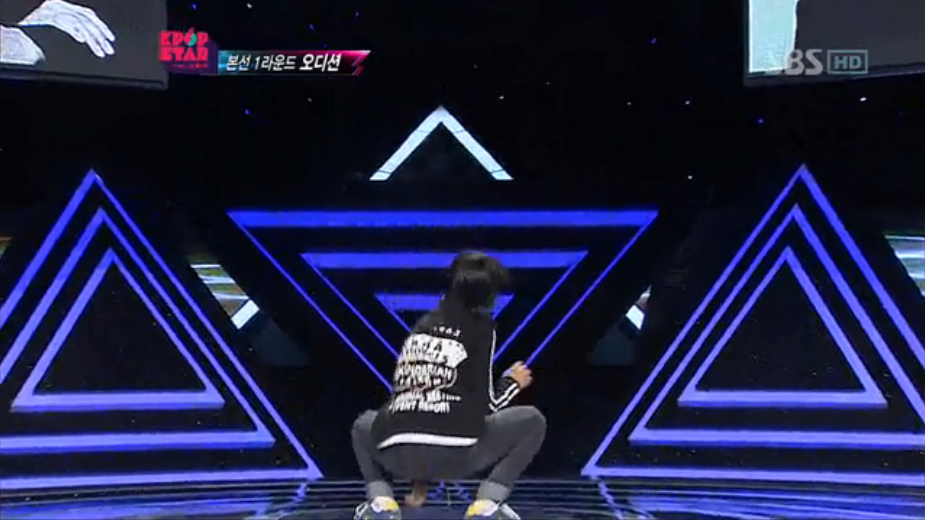 나이에 맞지 않는 춤과 노래를 하는 참가자들을 본 보아의 심사평 | 인스티즈