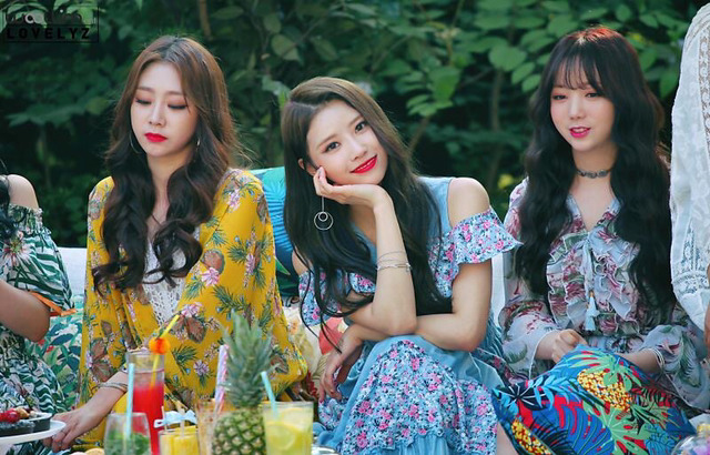 [러블리즈] 7월의 마지막 업로드는 누구로 할까 고민하다가 미주 | 인스티즈