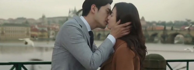 [뷰티인사이드] 한 자리에서 13명과 키스신을 찍었던 장면 | 인스티즈