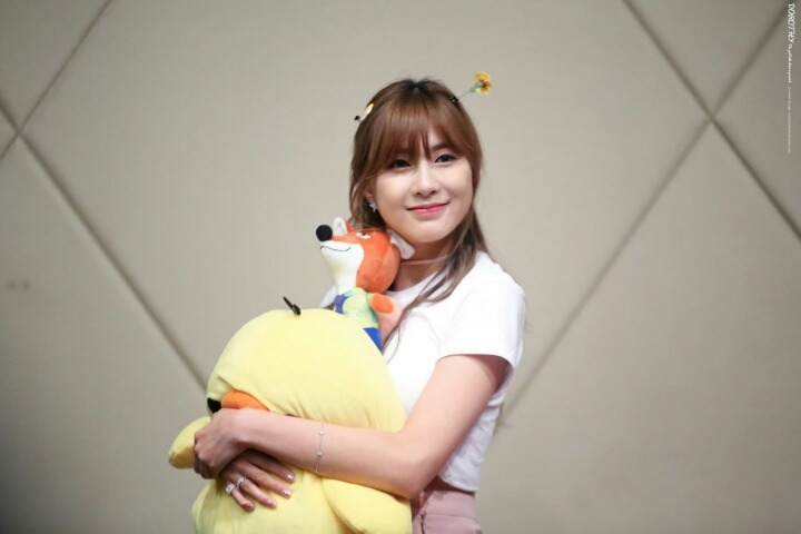 새벽에 에이핑크 오하영.jpg | 인스티즈