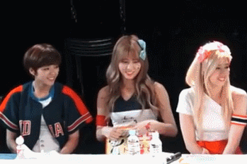 [트와이스] 모든 장난의 시작.gif | 인스티즈