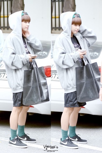 연보라 이미지