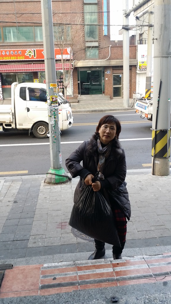 콩나물공장 이미지