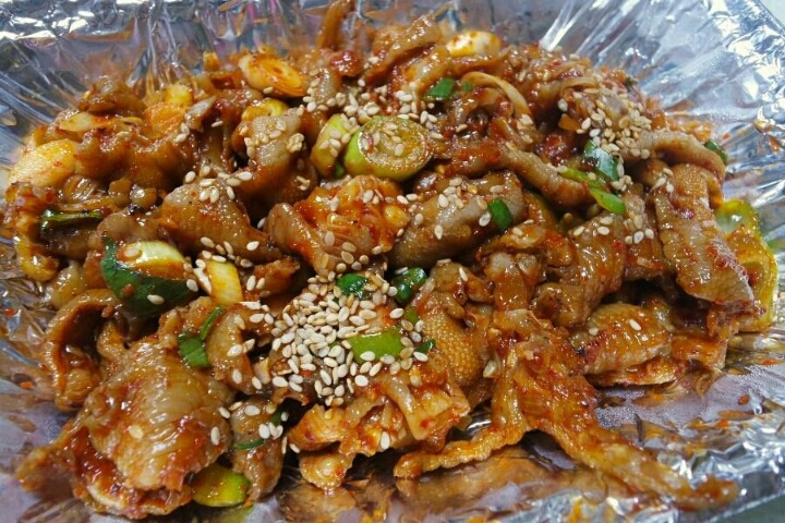 취향 갈리는 닭발 두가지 버전.JPG | 인스티즈