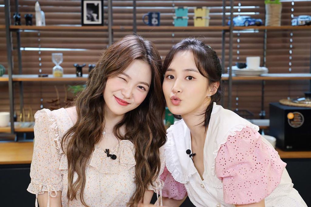 9915AE365F0DC821329692